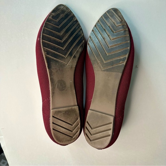 CYNTHIA ROWLEY Pointed Toe Knit Chelsea Slip In Burgundy Ballet Flat 9M - Picture 6 of 11